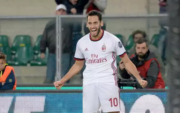 Travolgente Milan, che in casa del Chievo si ritrova e vince con la rete di Suso, lautogol di Cesar propiziato sempre dallo spagnolo, la prima rete in serie A di Calhanoglu e Kalinic.