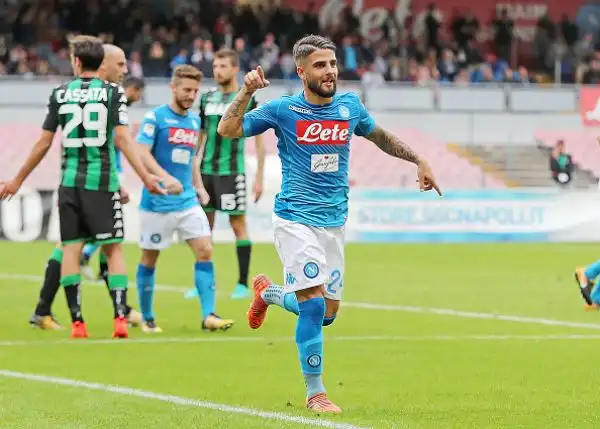 Al San Paolo partenopei in gol con Allan, autogol di Consigli e Mertens. A firmare la rete del Sassuolo è Falcinelli. Sfortunati i neroverdi che colpiscono due traverse.