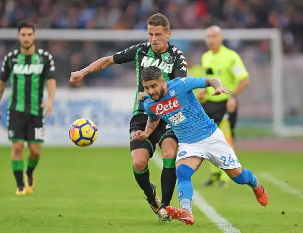 Al San Paolo partenopei in gol con Allan, autogol di Consigli e Mertens. A firmare la rete del Sassuolo è Falcinelli. Sfortunati i neroverdi che colpiscono due traverse.