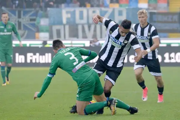 L'Udinese batte in casa l'Atalanta con i gol di De Paul e Barak, che rimontano la rete di Kurtic. Cristante si fa parare un rigore al'84'.