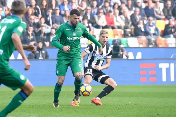 L'Udinese batte in casa l'Atalanta con i gol di De Paul e Barak, che rimontano la rete di Kurtic. Cristante si fa parare un rigore al'84'.