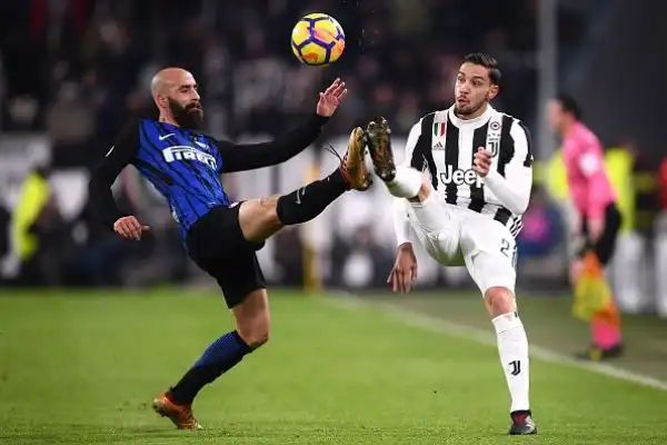 Lo 0-0 di sabato sera tra Juventus e Inter fa infatti il gioco del Napoli che domenica battendo la Fiorentina tornerebbe in solitaria al primo posto.