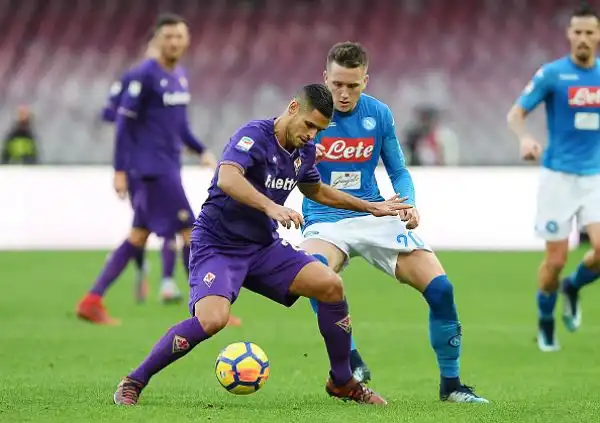 Il Napoli stecca, non andando oltre lo 0-0 al San Paolo contro la Fiorentina. Resta invariata così la vetta: Inter 40, Napoli 39, Juventus 38, Roma 35.