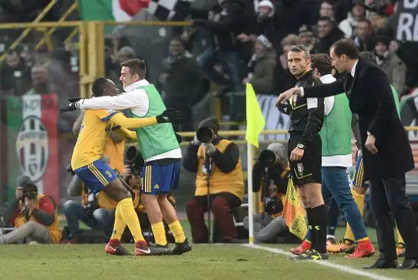 La Juventus grazie ai gol di  Pjanic, Mandzukic e Matuidi si impone 3-0 a Bologna e si porta al secondo posto della classifica.