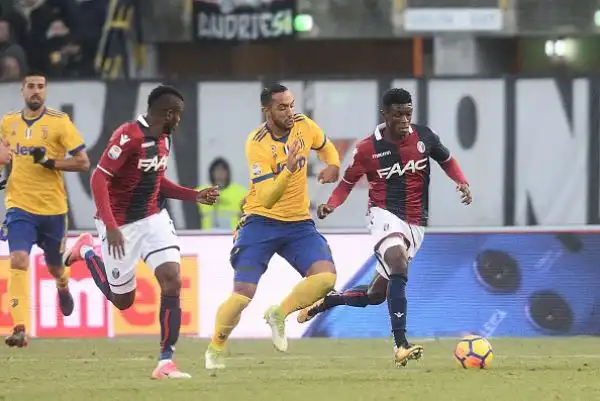 La Juventus grazie ai gol di  Pjanic, Mandzukic e Matuidi si impone 3-0 a Bologna e si porta al secondo posto della classifica.