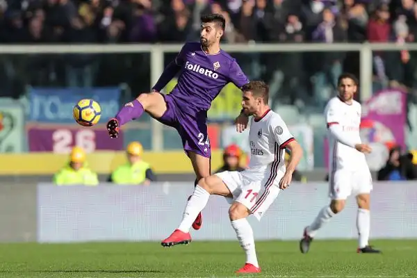 E' terminato in parità, 1-1, l'anticipo delle 12.30 tra Fiorentina e Milan. Al Franchi botta e risposta nella ripresa: a Simeone ha replicato immediatamente Calhanoglu