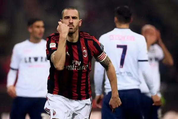 Successo di misura per il Milan, grazie ad un gol del suo capitano Bonucci, che aggancia Udinese, Fiorentina e Torino a 28 punti in zona Europa League.