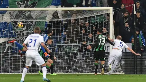 Al Mapei Stadium gli orobici passano in vantaggio nel primo tempo con Masiello e chiudono il match nella ripresa prima con Cristante e poi con Freuler.