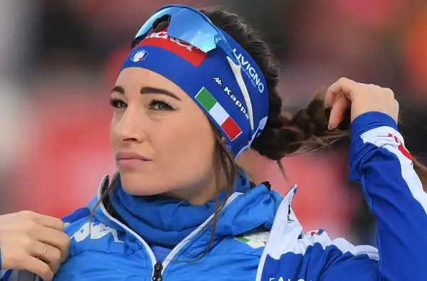 Dorothea Wierer, 27 anni e leader del biathlon azzurro, ha conquistato una medaglia di bronzo ai Giochi Olimpici di Sochi nel 2014, nella categoria staffetta mista.