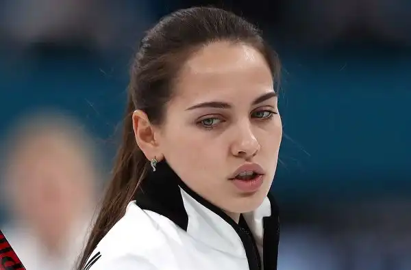 Insieme a Alexander Krushelnitskiy ha vinto il campionato mondiale di curling di doppio misto 2016 a Karlstad, in Svezia
