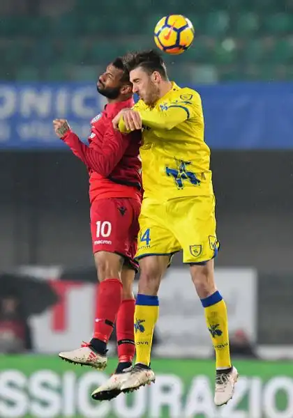 Giaccherini-Inglese ed il Chievo ritorna alla vittoria dopo 10 partite in cui aveva totalizzato appena due punti.