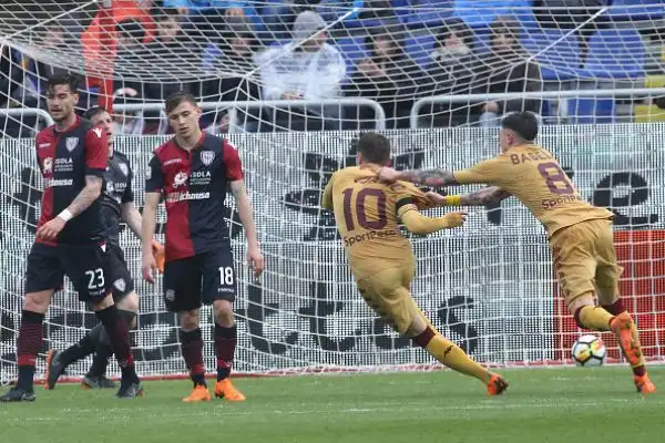 Con i gol di Iago Falque, Ljajic, Ansaldi e Obi i granata espugnano il San'Elia ed escono dalla crisi.