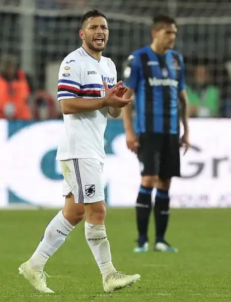 Al gol iniziale di Caprari risponde Toloi ma nel finale Zapata approfitta di un'incomprensione tra Haas e Masiello per regalare a Giampaolo il gol vittoria blucerchiato.