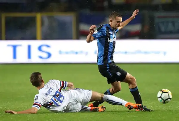 Al gol iniziale di Caprari risponde Toloi ma nel finale Zapata approfitta di un'incomprensione tra Haas e Masiello per regalare a Giampaolo il gol vittoria blucerchiato.