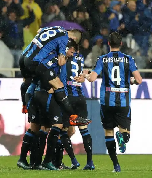 Al gol iniziale di Caprari risponde Toloi ma nel finale Zapata approfitta di un'incomprensione tra Haas e Masiello per regalare a Giampaolo il gol vittoria blucerchiato.