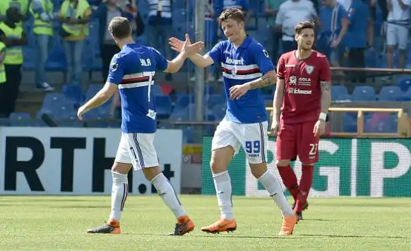 La squadra di Giampaolo in gol con Quagliarella, Kownacki, Praet e Ramirez. Di Pavoletti il gol della bandiera per gli ospiti.