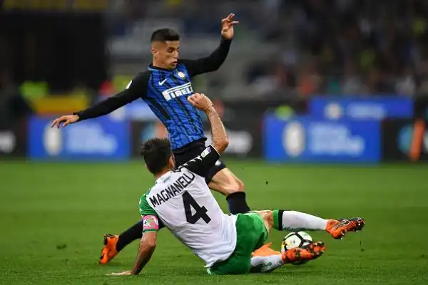 Il Sassuolo va in vantaggio su punizione con Politano nel primo tempo e raddoppia nel finale con Berardi. Rafinha accorcia le distanze per l'Inter ma non basta.