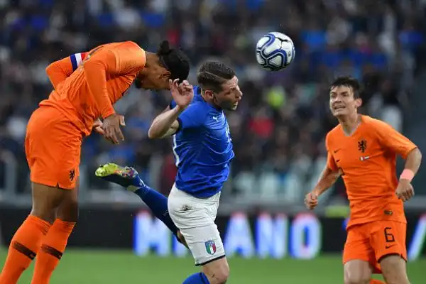 A Torino finisce 1-1 l'amichevole tra le grandi escluse dal Mondiale: Zaza crea, Criscito distrugge.
