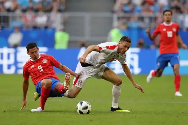 La Serbia non fallisce l'esordio a Russia 2018. La selezione di Krstajic si impone per 1-0 sulla Costa Rica nella prima gara del girone F grazie a una prodezza su calcio piazzato del romanista Kolarov