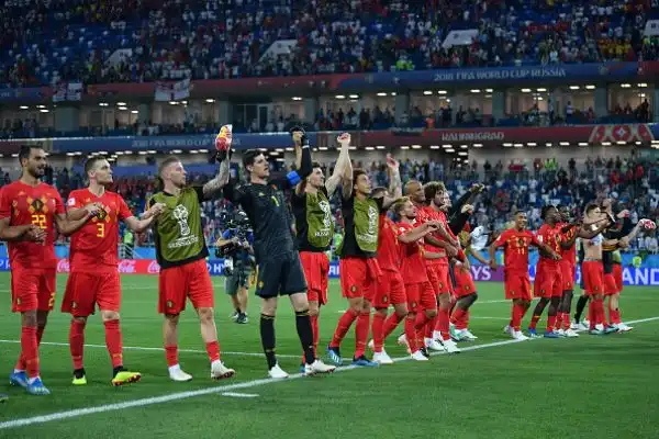 Un gol di Januzaj ad inizio ripresa regala la vittoria ai 'diavoli rossi'. I britannici, secondi nel girone, affronteranno la Colombia agli ottavi.