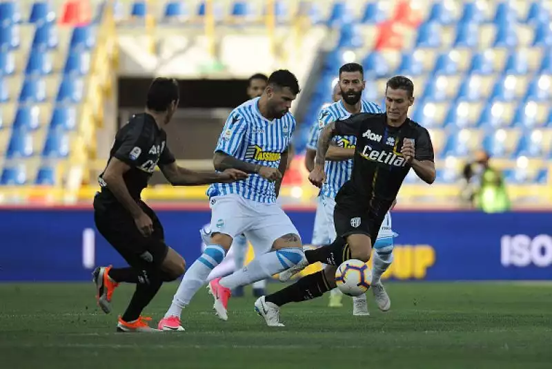 Dopo il Bologna, la squadra di Semplici stende anche i crociati: decide Antenucci, ferraresi a punteggio pieno.