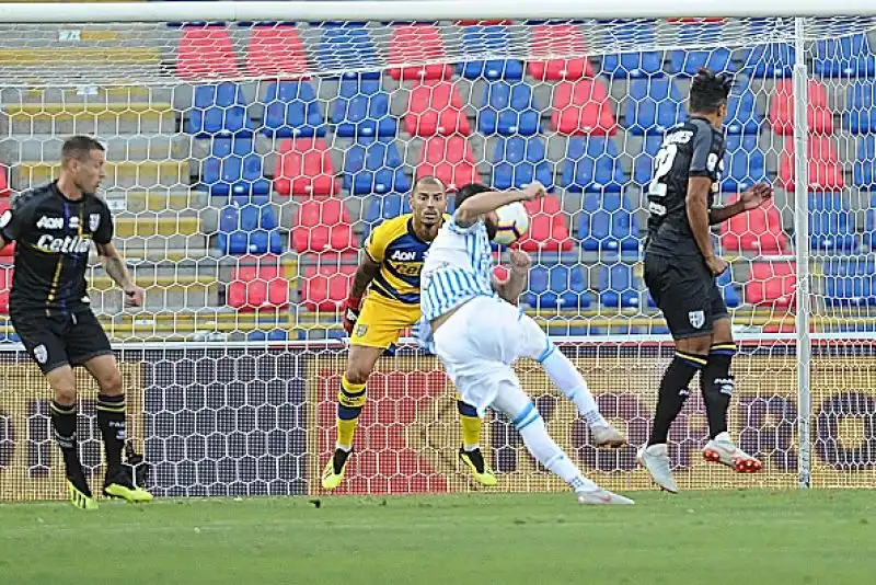 Dopo il Bologna, la squadra di Semplici stende anche i crociati: decide Antenucci, ferraresi a punteggio pieno.