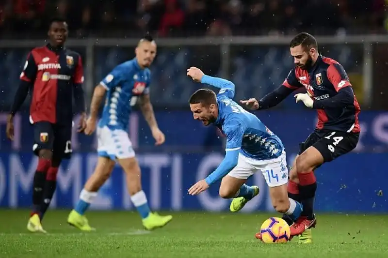 Poco da rimproverare al Genoa, calato però alla distanza come contro il Milan, complice anche le condizioni del campo, e ancora punito nel finale.