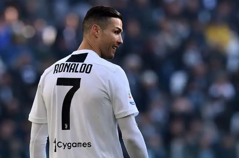 Doppietta di Cristiano Ronaldo per la squadra di Allegri, il solito Quagliarella in gol su rigore per gli ospiti.