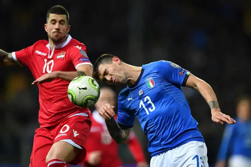 Trascinati da un sempreverde Fabio Quagliarella, autore di una doppietta su calcio di rigore, gli Azzurri superano un avversario modesto per 6-0.