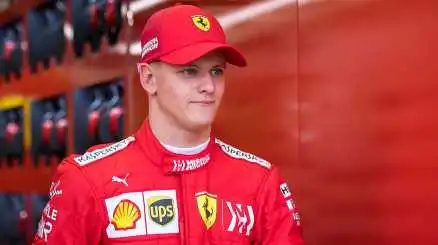 Mick Schumacher, una giornata sulla Ferrari di papà