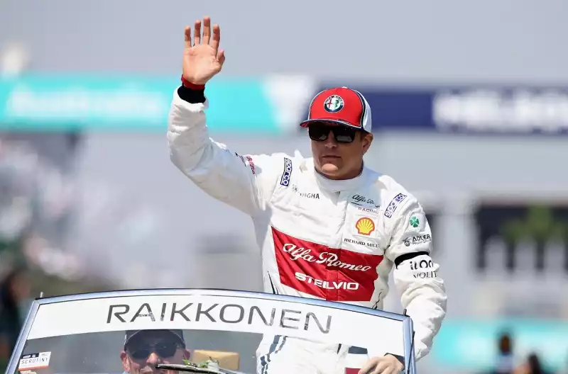 F1, Kimi Raikkonen prende una decisione dopo lo stop per Covid