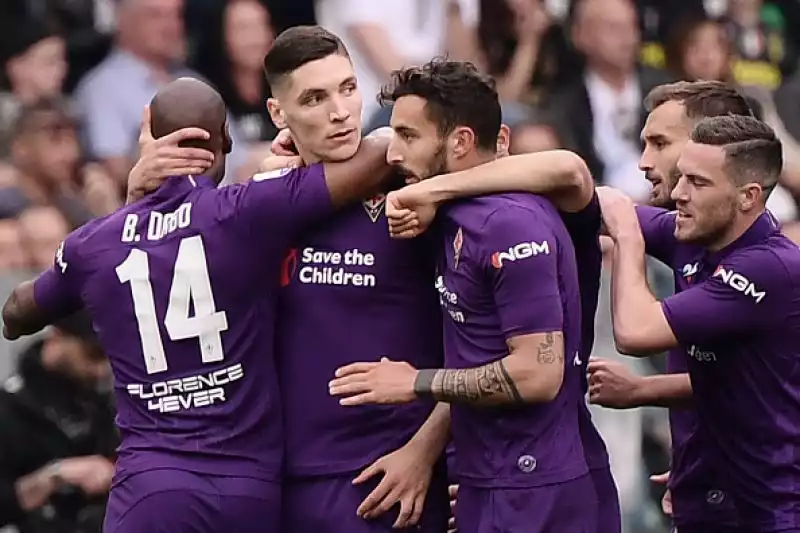 I bianconeri dimenticano la delusione della Champions: Fiorentina battuta 2-1 in rimonta.