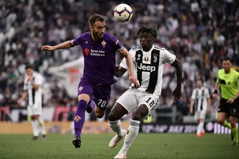 I bianconeri dimenticano la delusione della Champions: Fiorentina battuta 2-1 in rimonta.