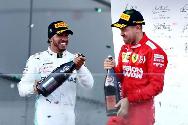 In Azerbaijan trionfa Bottas davanti a Hamilton e alla Ferrari di Vettel, quinto l'altro ferrarista Leclelrc alle spalle di Verstappen.