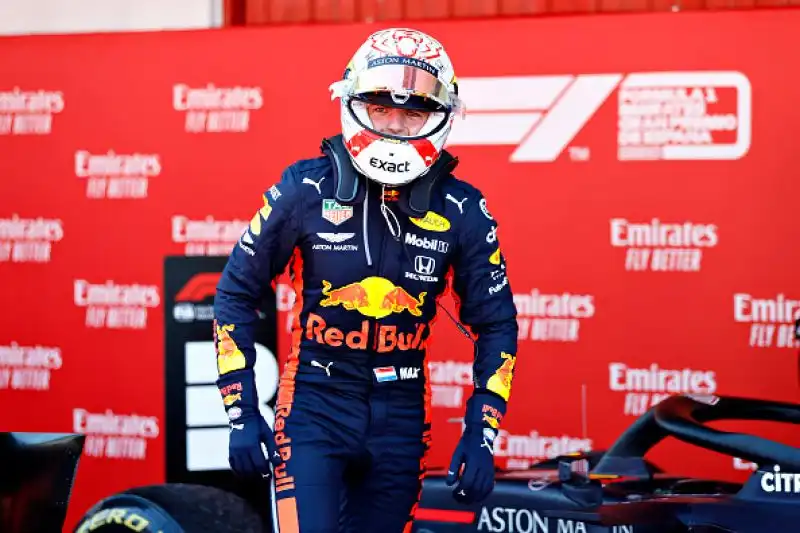 VIttoria per il britannico Lewis Hamilton davanti al compagno di scuderia Bottas e alla Red Bull di Verstappen. Quarte e quinte le Ferrari di Vettel e Leclerc.