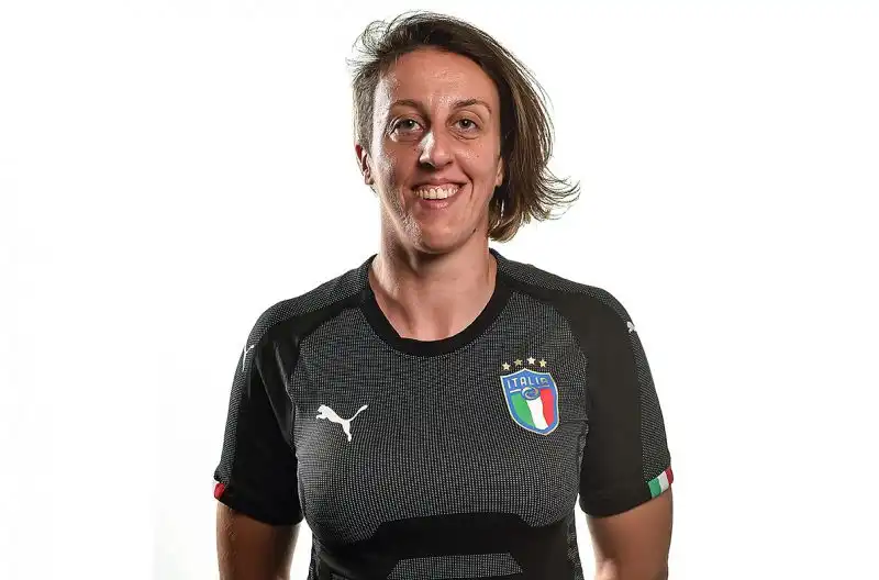 22 - Rosalia Pipitone (portiere): dopo una lunga esperienza nella sua Palermo si è spostata a Roma nel 2011. E ha esordito in Nazionale a quasi 33 anni.