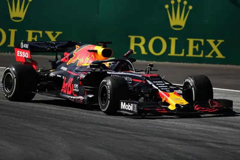 Max Verstappen ha vinto il Gran Premio d'Austria, finito tra le polemiche. Il pilota della Red Bull ha conquistato la prima vittoria stagionale al termine di una grande rimonta