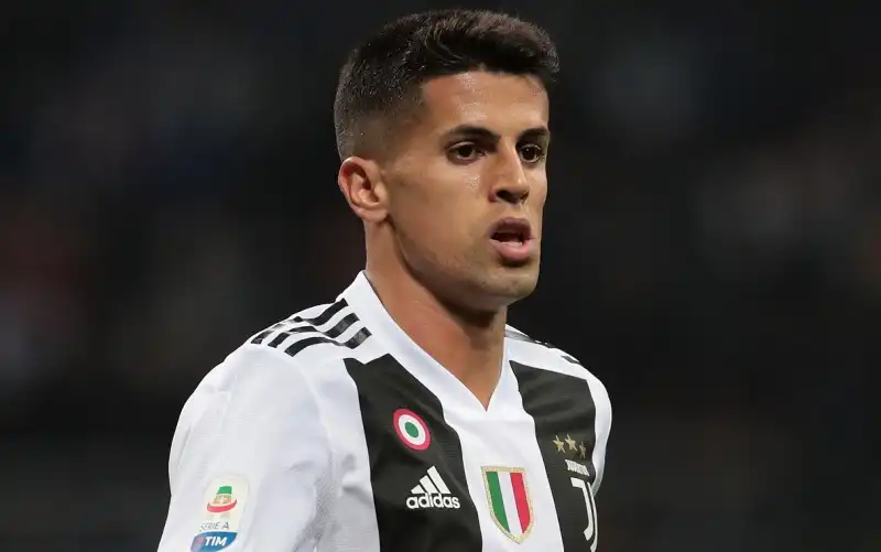 Cancelo ha giocato con entrambe le squadre tra il 2017 e il 2019