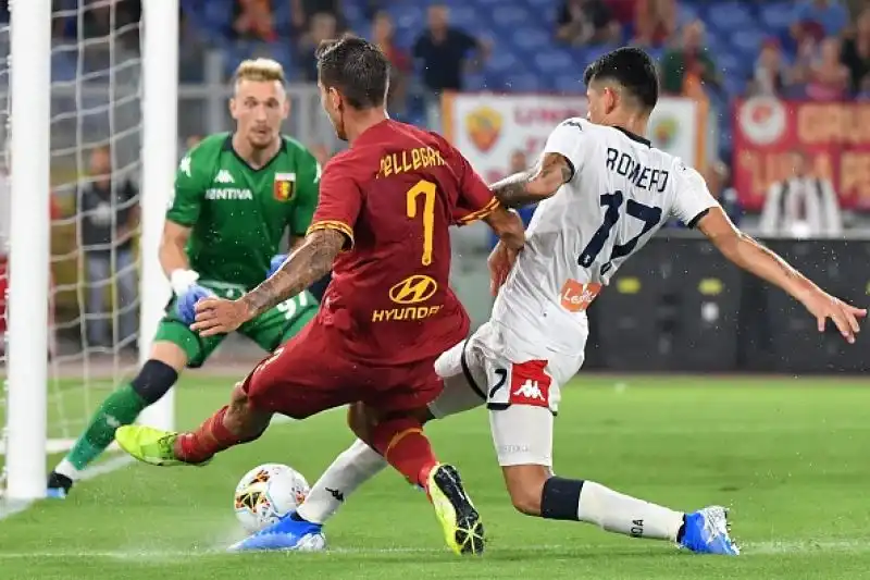 Fonseca non va oltre il 3-3 all'esordio in serie A contro il Genoa: i giallorossi si fanno rimontare ben tre volte dai liguri.