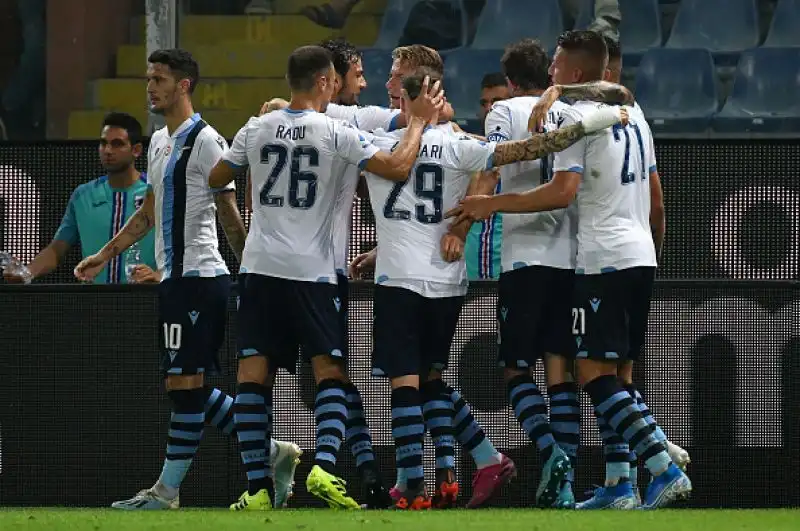 La Lazio stende per 3-0 i blucerchiati a Marassi con le reti di Immobile (doppietta ) e Correa.