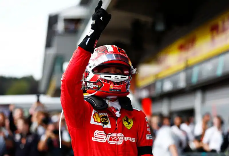 Il pilota monegasco ha vinto davanti alle Mercedes di Hamilton e Bottas e al compagno Vettel, Subito fuori la Red Bull di Verstappen.