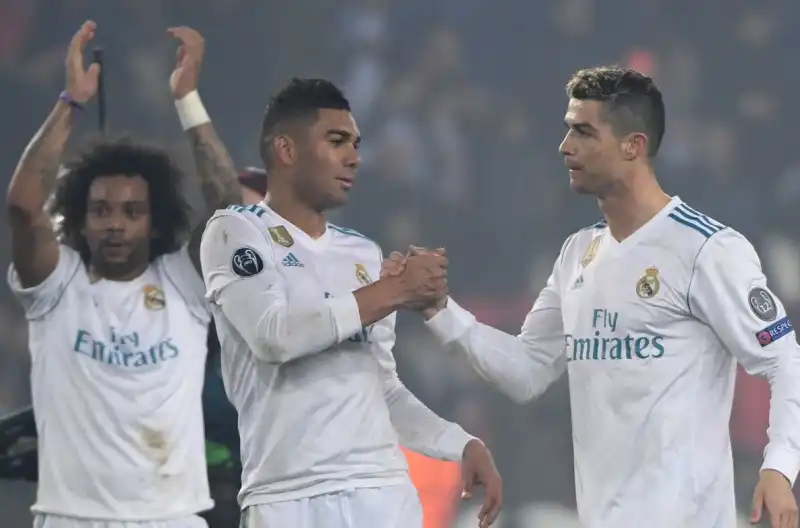 1- Quanti gol ha segnato Cristiano Ronaldo con la maglia del Real Madrid?
A- 398
B- 400
C- 356
D- 311