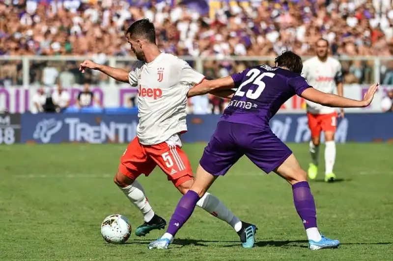 Nel giorno dell'esordio da titolare di Ribery la squadra di Montella pareggio a reti inviolate tra viola e bianconeri.