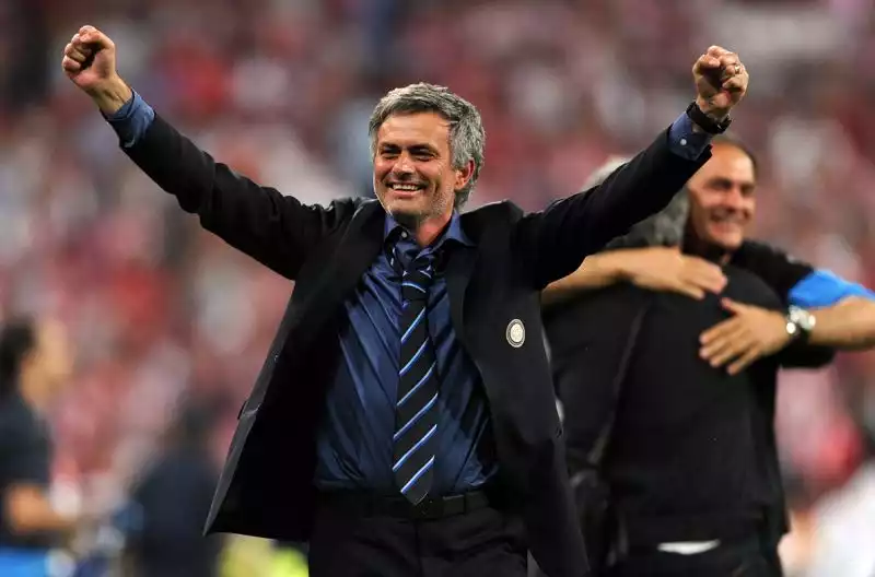 José Mourinho
Con lInter ha conquistato uno storico Triplete ma ha vinto la Champions anche con il Porto