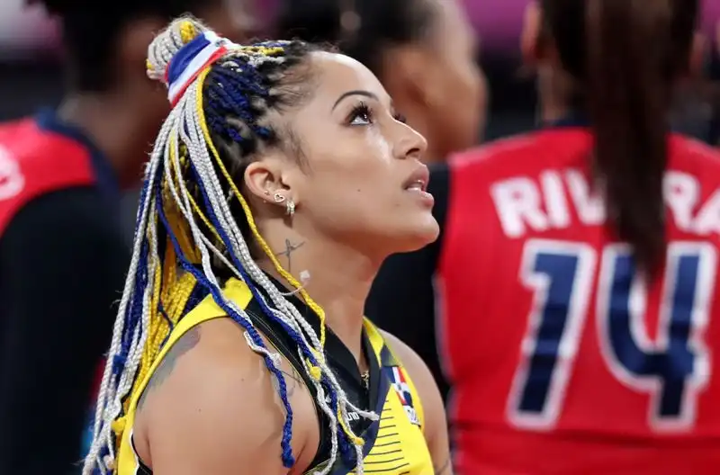 La popolarissima giocatrice della nazionale femminile della Repubblica Dominicana gioca nel ruolo di libero.