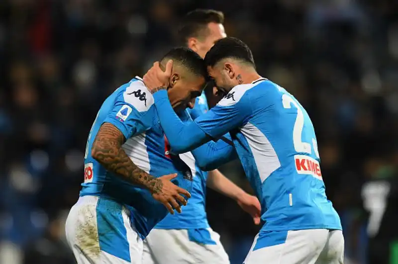 Napoli all'ultimo respiro: primi tre punti per Gattuso.
I partenopei superano il Sassuolo per 2-1 grazie alle reti di Allan ed Elmas.