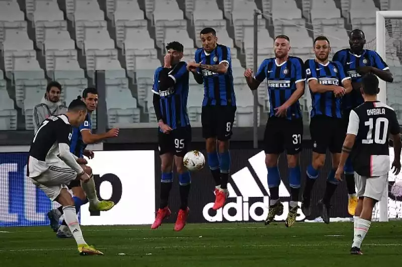 Dybala rilancia la Juventus: l'Inter sparisce,L'argentino entra nella ripresa e decide la super-sfida: i bianconeri tornano in testa alla classifica