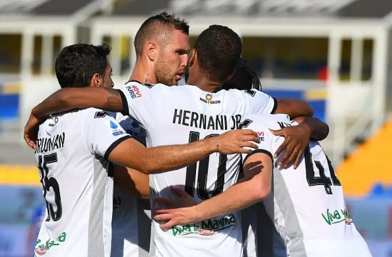 La Sampdoria ha superato per 3-2 il Parma al Tardini in una delle partite della 34esima giornata di campionato.
