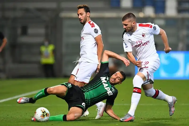 La squadra di Stefano Pioli si è imposta per 2-1 grazie alla doppietta di Zlatan Ibrahimovic, che ha permesso ai rossoneri di volare temporaneamente al quinto posto a quota 59 punti, scavalcando la Roma.