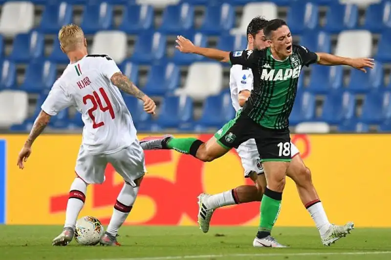 La squadra di Stefano Pioli si è imposta per 2-1 grazie alla doppietta di Zlatan Ibrahimovic, che ha permesso ai rossoneri di volare temporaneamente al quinto posto a quota 59 punti, scavalcando la Roma.